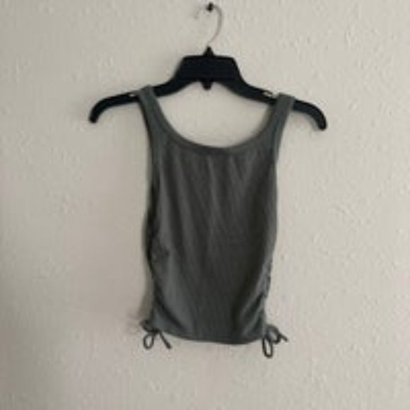 Princess Polly Tank - Picture 3 of 3